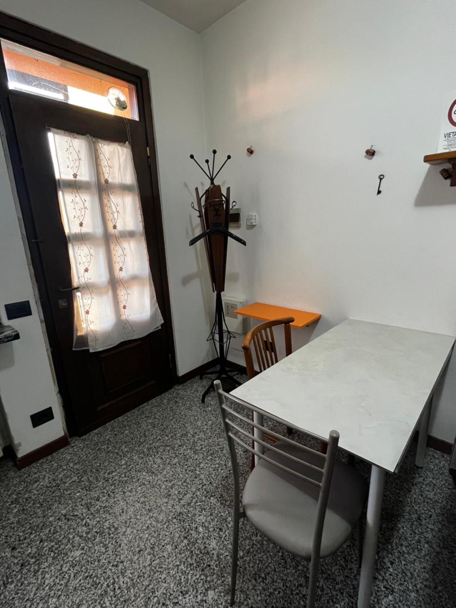 Camera Con Bagno Mirjana Cislago Ngoại thất bức ảnh